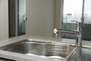 キッチンハイターを使った排水口掃除は毎日やっても大丈夫？
